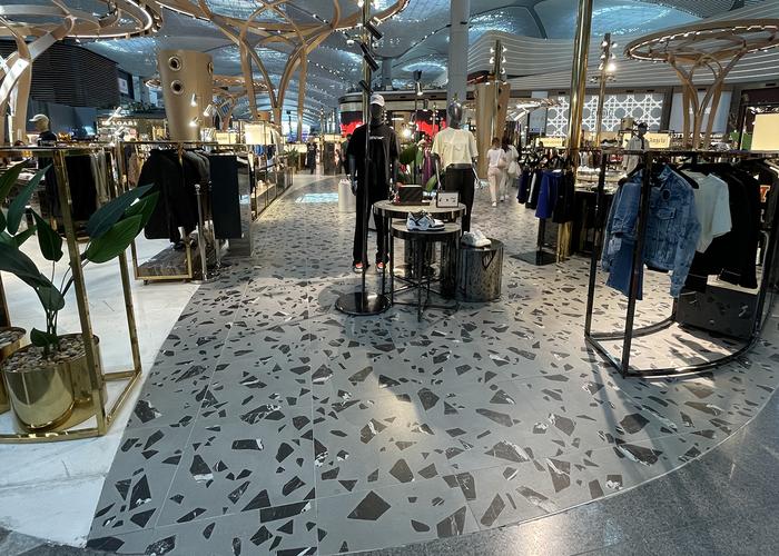 Transforming shopping into an exclusive experience 