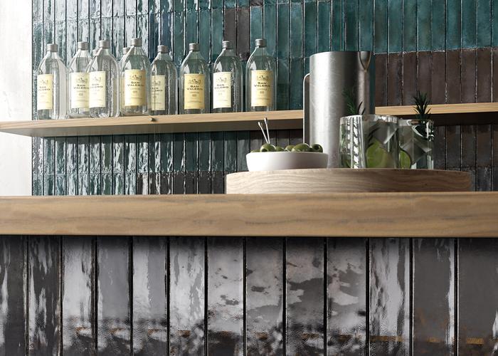 Having a drink has never been so chic 