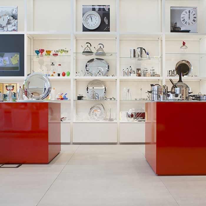 Restyling of the Alessi store