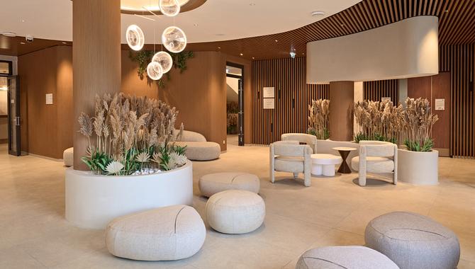 Hotel Marina-Port: Interview with the architect.