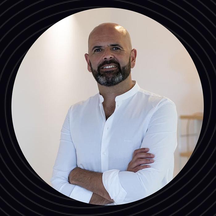 Casa de las aguas - Interview with architect Raul Lorente 394