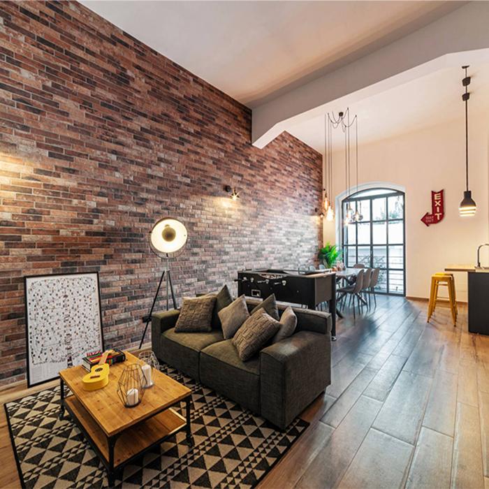 Warm and welcoming loft: Interview with the architect 387