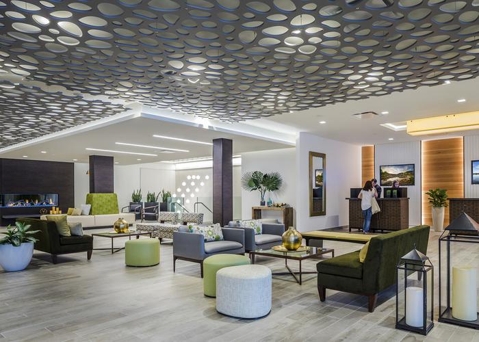 Restyling of The Ridge resort at Lake Geneva 