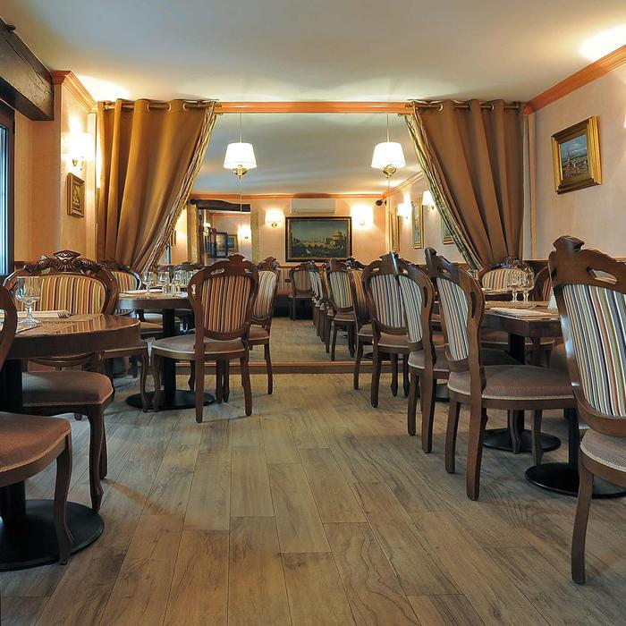 Reforma restaurante Visconti  1076