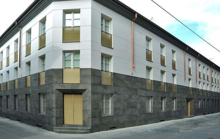 Refurbishment of a residential building 
